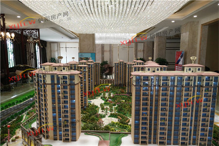 城东樱花苑4室2厅2卫123.8万150m2毛坯房出售